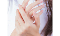「朝、指がこわばる」どうせ更年期だろうと放置していた40代女性が「病院で告げられた診断」とは【2026年お盆スペシャル】 画像
