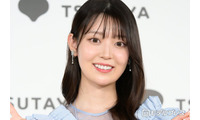 元乃木坂46メンバー、美デコルテ輝くオフショルショット公開「白い肌に黒が映える」「鎖骨くっきりで綺麗」と反響 画像