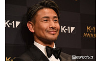 魔裟斗、妻・矢沢心と石垣島での2ショット披露「絵になる」「憧れの2人です」の声 画像