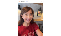 有名歌手、幼少期の写真公開「ずっと可愛いですね」「クリンクリンの目に吸い込まれそう」の声 画像