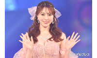 オリックス平沼翔太選手の妻・森咲智美、美デコルテ輝くベアトップ姿に反響「肩のラインが美しい」「色が白くて発光してる」 画像