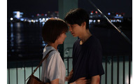 土ドラ「告白」爽太（松村北斗）＆麻里子（岡崎紗絵）がキス 25年の片想いが急展開 画像