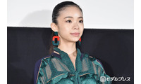 趣里「踊る大捜査線」イベントでの美脚スラリのジャケット×ブーツコーデ公開「オーラで眩しい」「スタイル抜群」と反響 画像