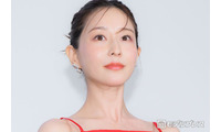 第1子妊娠中の田中みな実、ノースリ真紅ドレスで登場 WEST.重岡大毅との掛け合いで会場沸かす【5秒で完全犯罪を生成する方法】 画像
