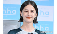 松本若菜、中村ゆりさんとの2ショット添え追悼「優しくてすべてが美しい方」2015年公開の映画「ディアーディアー」で共演 画像