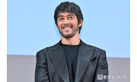 阿部寛、最新ビジュアルの“激痩せ”姿に反響「VIVANTの野崎とは正反対」「別人のよう」 画像