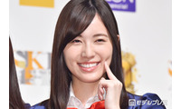 松井珠理奈、ミニスカゴルフウェア姿でコースデビュー報告「着こなしてる」「最高の笑顔」と反響 画像