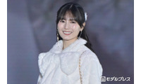 日向坂46小坂菜緒、白のふわもこトップス×ロングスカートで甘さ全開「悶絶級の可愛さ」「見とれちゃう」と反響【ガルアワ2026A/W】 画像