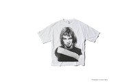 90年代に撮影されたBjorkのアーカイブフォトがTシャツに。Behind the Scenes(R)がLorenzo Agiusとコラボ 画像