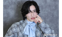なにわ男子・道枝駿佑「俺スカ」から7年、“女装の進化”に本音 圧倒的ビジュアルも現場では「女性陣の輪に入れない」【「M.I.S.S.I.O.N. 歌劇な潜入捜査官」インタビュー】 画像