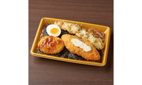 ファミマ、ワンコインの海苔弁が新登場！豪華おかず満載で満足感たっぷり 画像