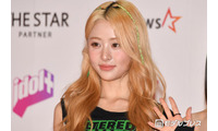 LE SSERAFIMユンジン、ショーパン姿でスラリ美脚輝く「抜群のスタイルに釘付け」「どの角度から見ても絵になる」と反響 画像