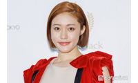 王林、“10年ぶり”ロングヘア披露「一気に雰囲気変わる」「お姫様みたい」と絶賛の声 画像