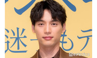 「ハイド＆シーク」福士蒼汰、肉体美際立つシャツはだけショット公開「彫刻みたい」「鍛え上げられてる」と反響 画像