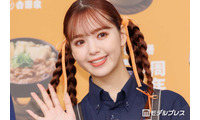 藤田ニコル、赤ちゃんを抱っこする最新ショット公開「ほわほわの髪の毛が可愛すぎる」「すっかり素敵なお母さん」と反響 画像