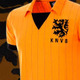 オランダ代表、「オレンジの歴史を楽しむ」レトロなユニフォームとジャケット 画像