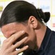 「息子に泣かれた…」 イブラヒモヴィッチ、会見で涙…愛息の話で泣いてしまう 画像