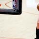 すごすぎて意味不明！ 元レアル・マドリーのNBAスター、足技からの“裏シュート”が神レベル 画像