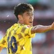 香川真司、電車使ってあのチームの試合生観戦！「なんてスタジアム」とビビる 画像