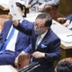 維新・猪瀬氏、脱マスク質問不発 画像