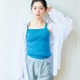 桜田ひより、タンクトップ＆ショートパンツで白肌輝く 大人びた自然体に 画像