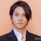 山下智久、運転中の横顔＆逞しい二の腕披露「ドライブデートしてるみたい」「キラキラしてる」の声 画像