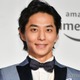 「バチェラー」友永真也＆岩間恵夫妻「家族が増えました」愛犬との3ショットに反響「幸せすぎる光景」 画像