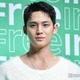 SEVENTEENミンギュ、キャンピングカー楽しむフランスでの休暇公開「包丁さばき上手」「彼氏感強めで最高」の声 画像