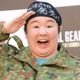 やす子、自衛隊陸上幕僚長から褒賞 予備自衛官の訓練姿も公開 画像
