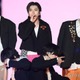 WILD BLUE、山下幸輝が黒髪イメチェン メンバー3人地元で初パフォーマンス【TGC大阪・関西万博】 画像