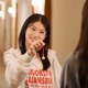 出口夏希“100%体現のハマり役”演じ「日常を過ごしている気分」笑顔＆真剣な眼差し捉えた場面写真解禁【か「」く「」し「」ご「」と「】 画像