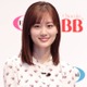山下美月、野外でのリラックスSHOTに「彼女感強すぎます！！」「かわいすぎる」と反響 画像