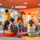 「筑波大附属小も、慶應幼稚舎も？」バイリンガル保育園から小受名門幼稚園に転園した「自身は旧帝大工学部卒」ワーママの後悔 画像