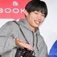 かが屋・加賀、大物歌手から直々オファーで写真展のカメラマン担当に スタジオからは驚きの声 画像