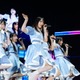 日向坂46五期生「キュン」「ドレミ」…人気曲連続披露に大きな歓声 五期生楽曲も初パフォーマンス「ようやく披露できた」【五期生おもてなし会】 画像