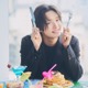 IMP.佐藤新、35の質問に回答「ベツコミ」2本立てグラビア披露 画像