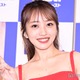 AKB48向井地美音、美ウエスト披露「スタイル良い」「ストリート系でかっこいい」の声 画像