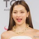 ゆきぽよ、美デコルテ際立つチューブトップ姿公開「着こなしオシャレ」「ヘルシーで素敵」と反響 画像