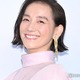 篠原ともえ、素肌輝くオフショル姿に絶賛の声 自作イヤリングもキラリ 画像