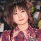 幾田りら、ミニ丈✕透けタイツで美脚際立つ ロンドン満喫コーデに「可愛すぎる」の声 画像