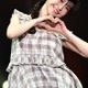 かとゆり、結婚発表後初ランウェイ ハートポーズで幸せオーラ放つ【オキコレ2025】 画像