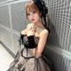 「今日好き」倉八音羽、へそピ際立つミニ丈トップスコーデ「理想のスタイル」「ギャルで可愛い」の声 画像