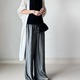 涼し気な「ウェーブプリーツパンツ」が体形をカムフラージュ。リラクシーで上品な軽やかスタイル【40代の毎日コーデ】 画像