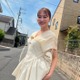 新山千春「旦那さんとぶらり散歩」ノースリーブのデートコーデ披露「眼鏡姿が素敵」「可愛い」と反響 画像