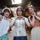 乃木坂46梅澤美波・花瀬琴音ら「九龍ジェネリックロマンス」新場面カット解禁 吉岡里帆との仲良しオフショットも 画像