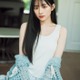 乃木坂46川崎桜、タンクトップ姿で素肌輝く “プク顔”も披露 画像