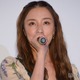 伊藤歩、手編み帽子でサマーコーデ披露「器用」「センス抜群」の声 画像