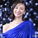 岡崎紗絵、素肌際立つウエディングドレス姿「美しすぎる」「見惚れた」の声 画像
