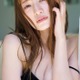 中田花奈、美バスト溢れるキャミソール姿「週刊FLASH」表紙登場 画像