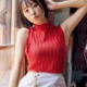 お天気キャスター・今井春花、ノースリーブニット姿でほっそり二の腕際立つ「週刊FLASH」初登場 画像
